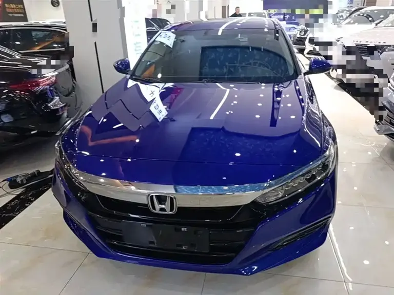 Honda Accord 260 TURBO Elite CN-V