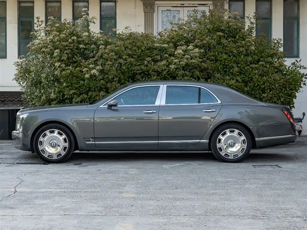 Mulsanne 6.8 T Luxury