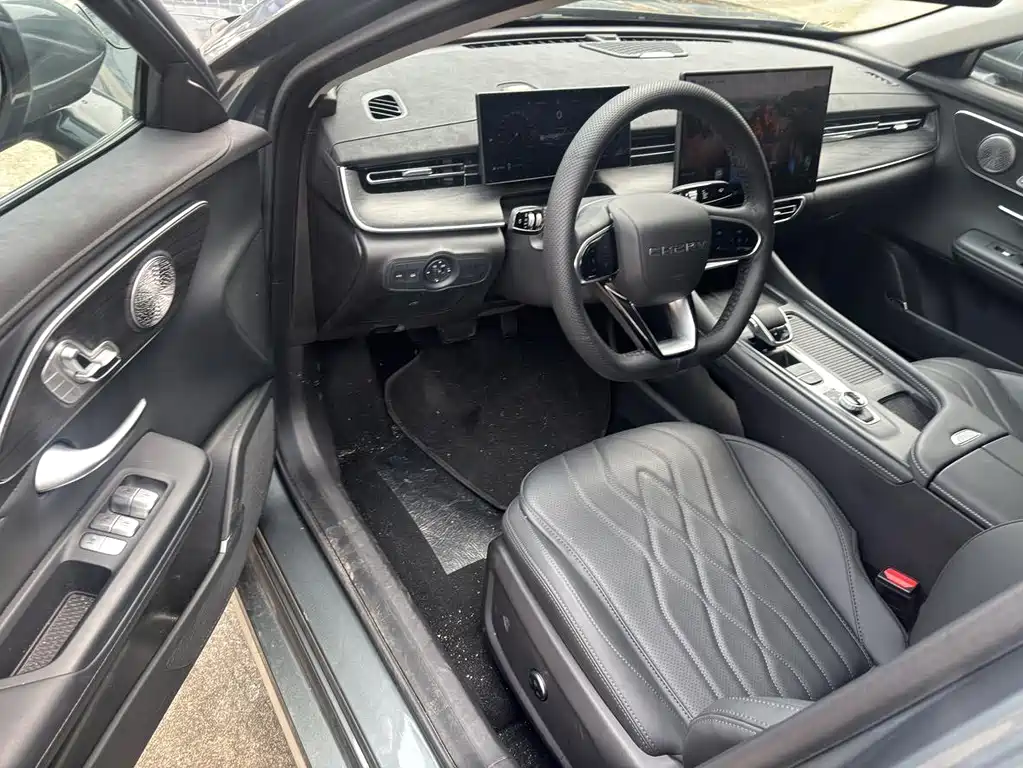 Arrizo 8 PRO 1.6 T DCT Luxury +
