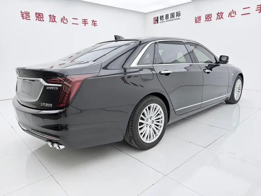 Cadillac CT6 28 T Style