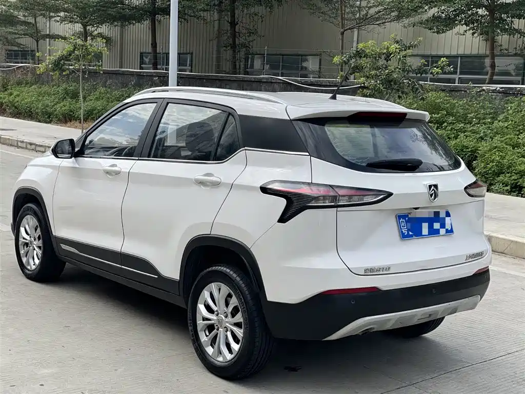 Baojun 510 1.5 L Auto Pleasure CN-V
