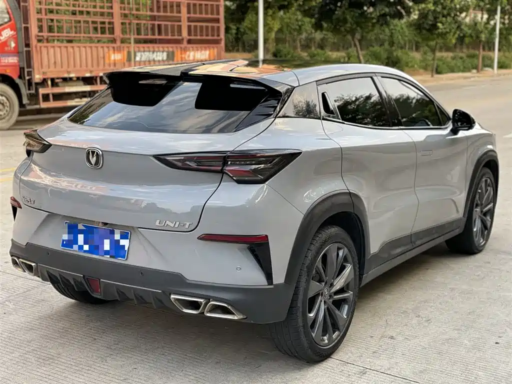 Changan UNI-T 1.5 T Distinguished