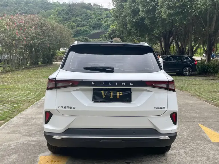 Wuling Xingchen 五菱星辰 2021款 1.5 T CVT星芒版
