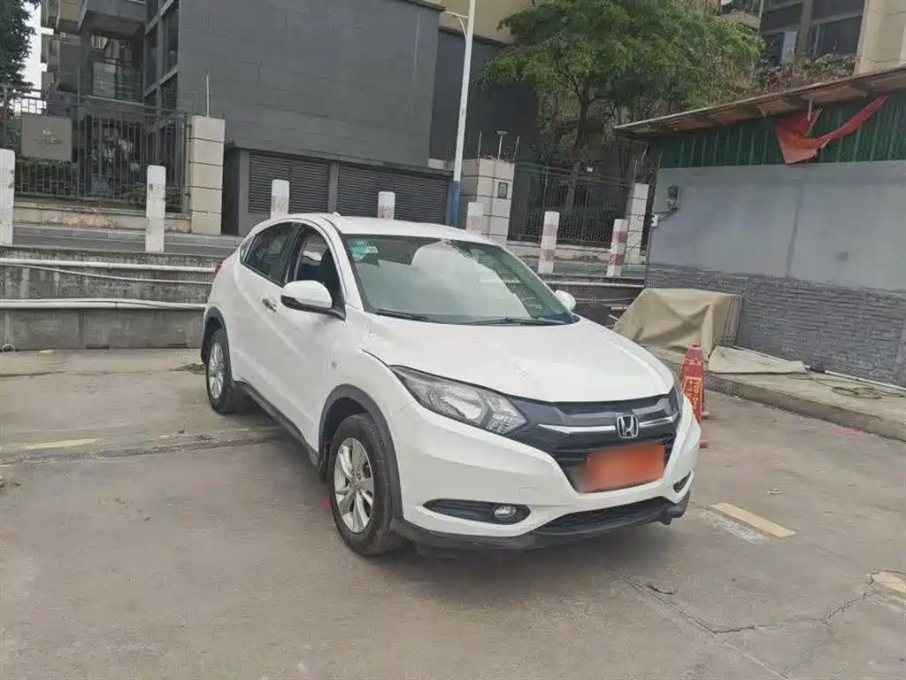 Vezel 1.8 L CVT 2 WD Pioneer