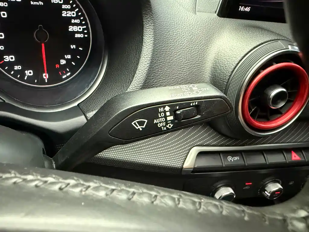 Audi Q2 L 35 TFSI Launch Exclusive CN-V