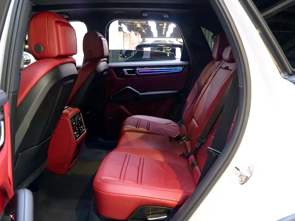 Cayenne Cayenne S 2.9 T