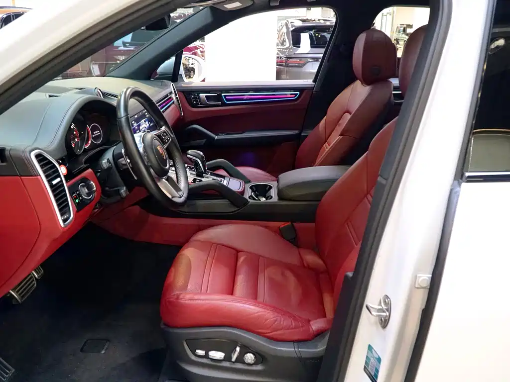 Cayenne Cayenne S 2.9 T