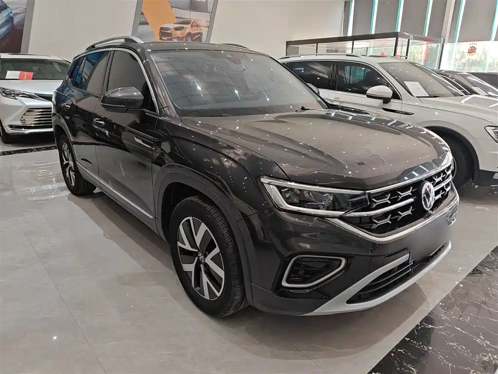 Tayron 300 TSI 2 WD Luxury Plus Advanced