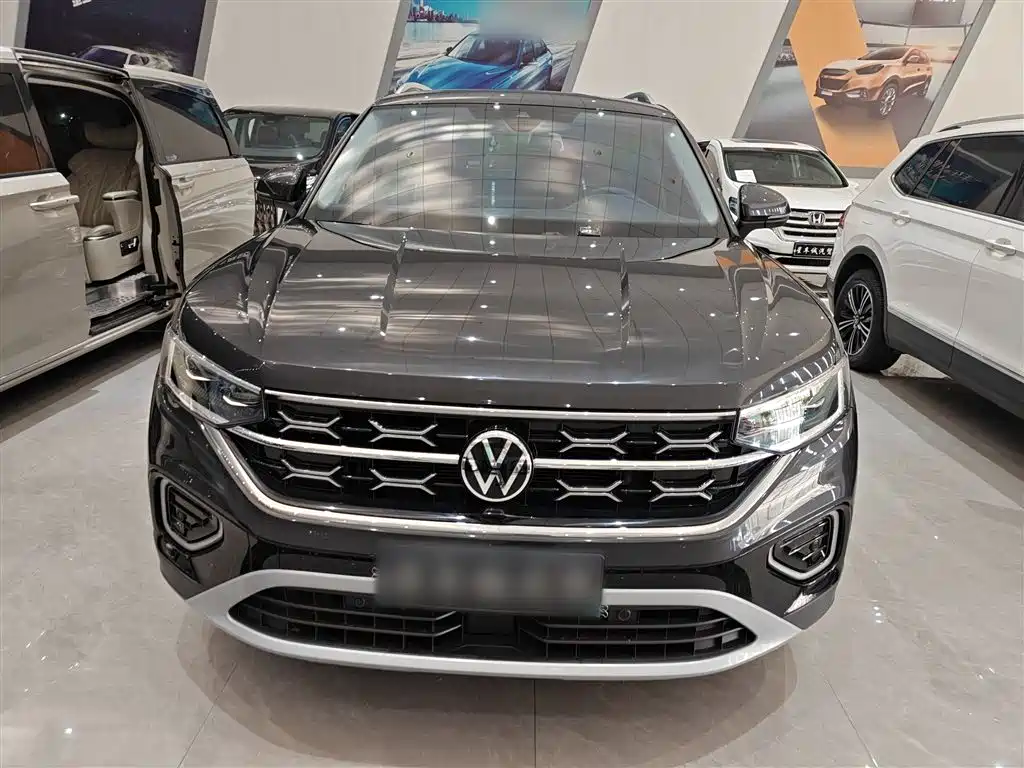 Tayron 300 TSI 2 WD Luxury Plus Advanced