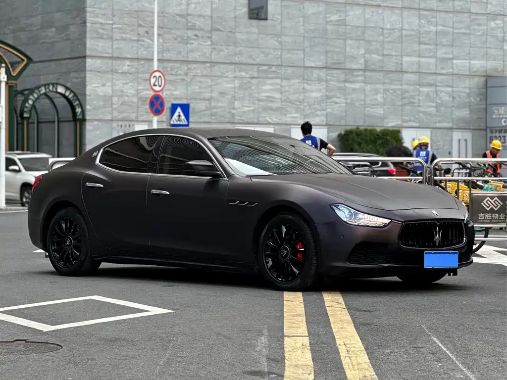 Ghibli 3.0 T Standard