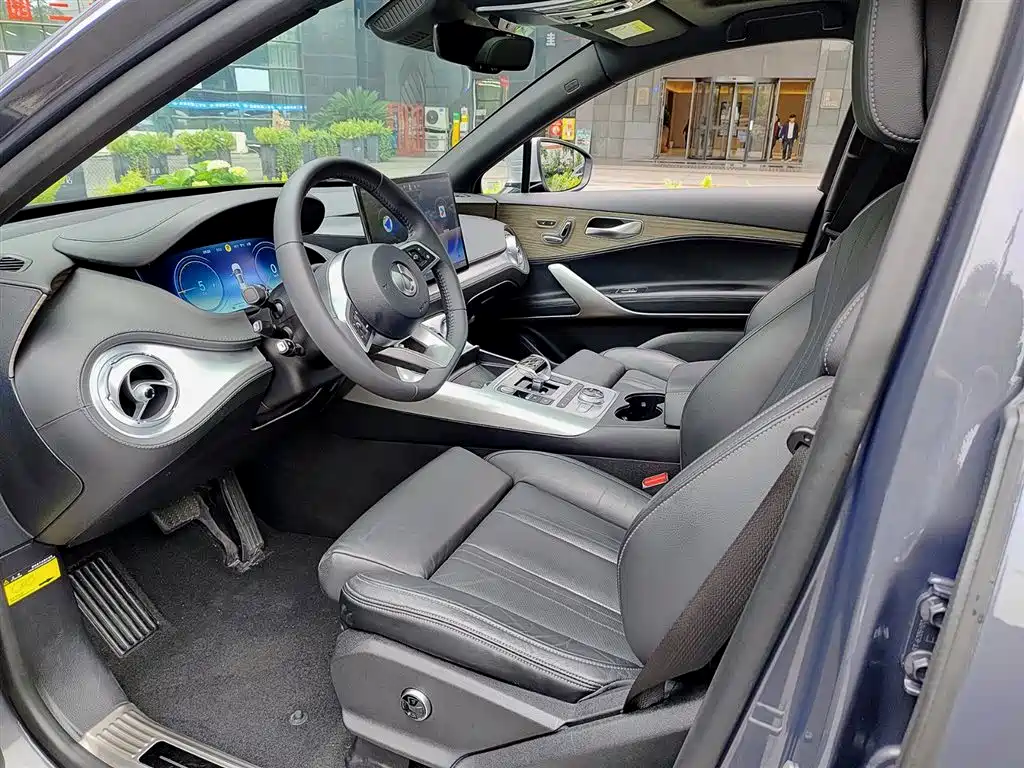Denza X PHEV Flagship