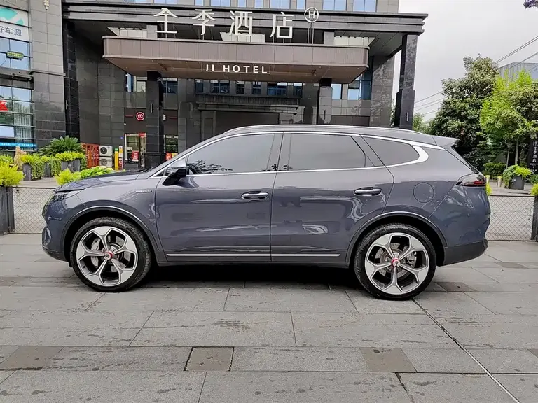 Denza X PHEV Flagship