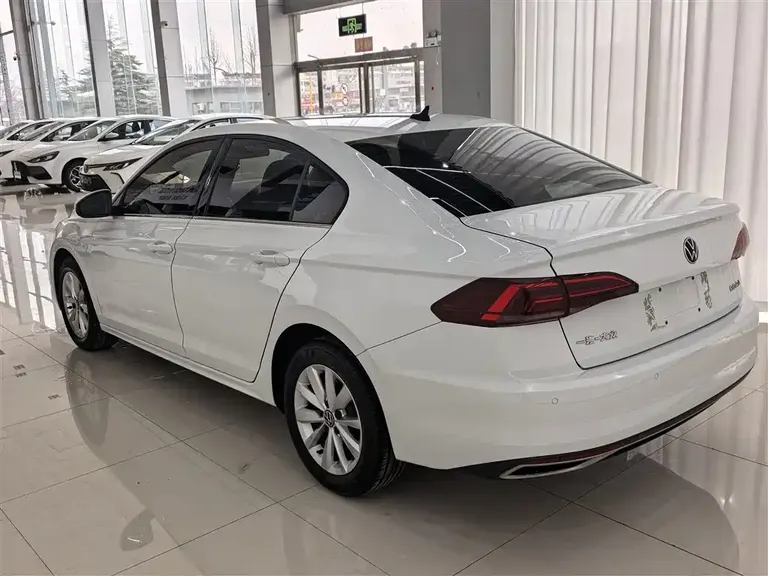 Volkswagen Bora 1.5 L Auto Comfort Connected