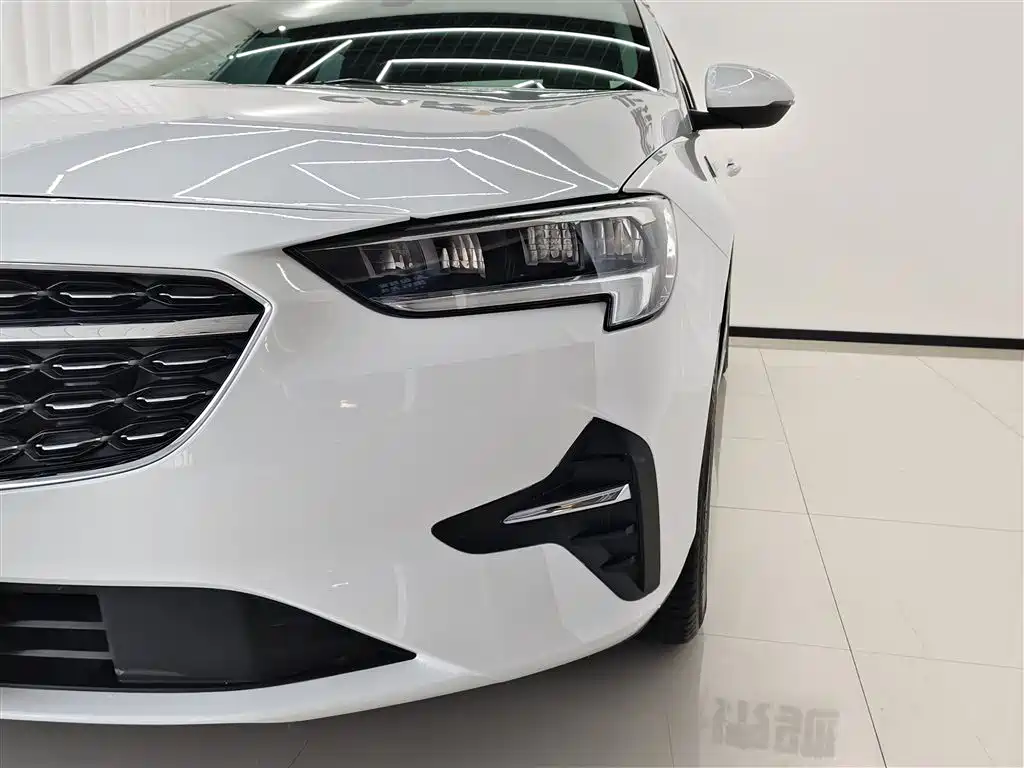 Regal 552 T Elite