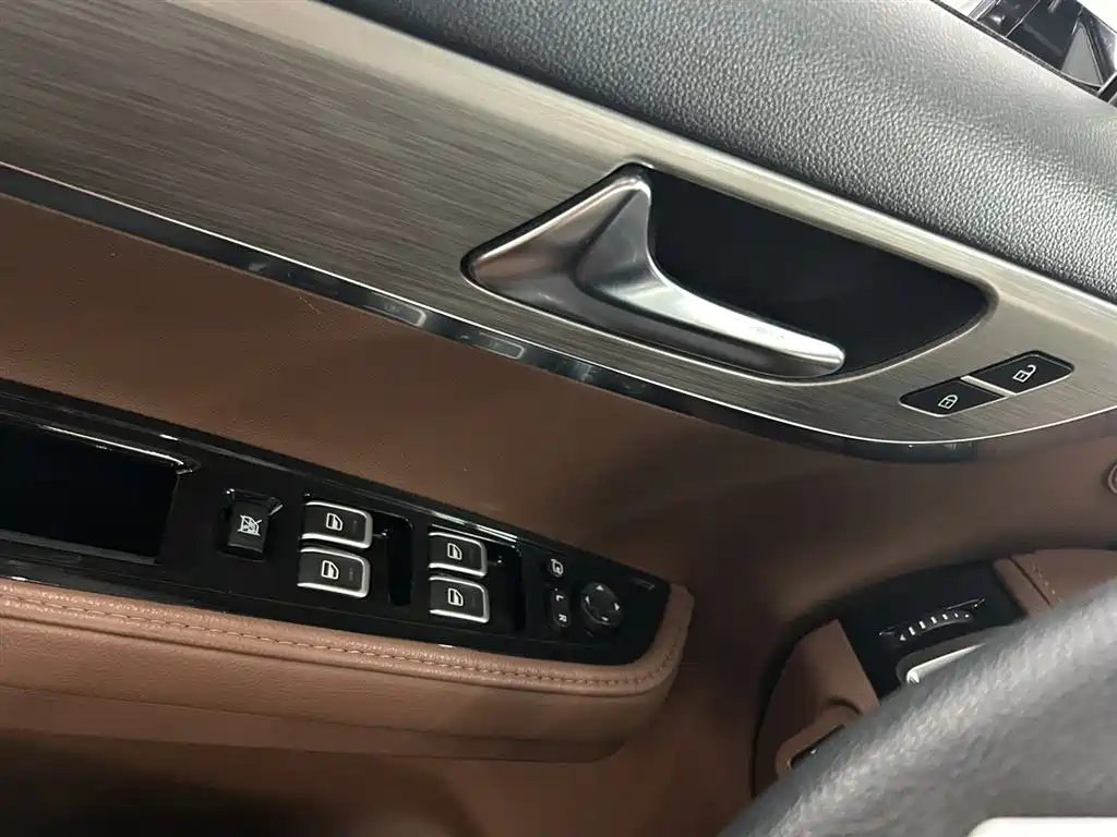 Haima 7 X 1.6 TGDI Auto Luxury