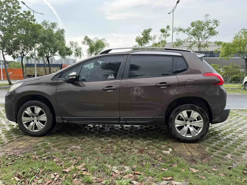 Peugeot 2008 2014 1.6 L Auto Fashion
