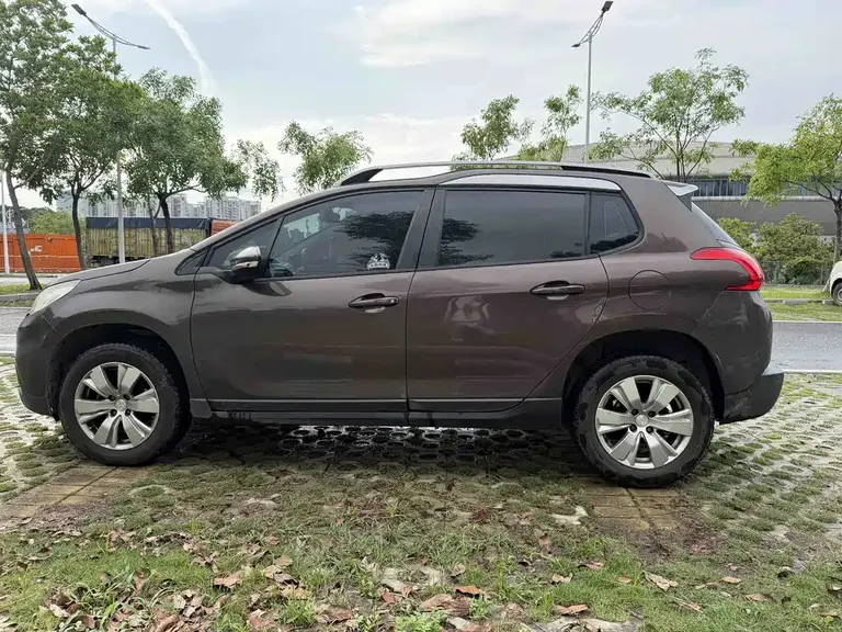 Peugeot 2008 2014 1.6 L Auto Fashion