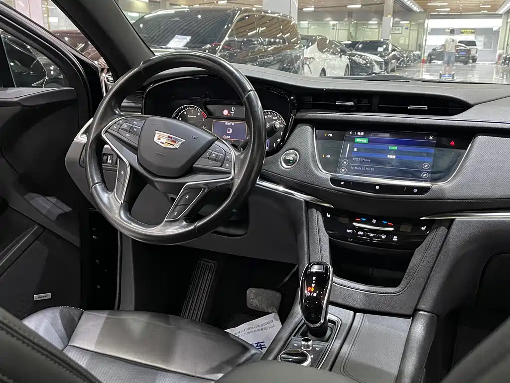Cadillac XT5 28 T Luxury