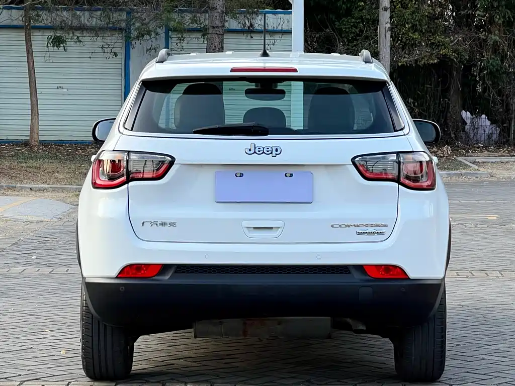 Compass 200 T Auto Comfort Enjoyment