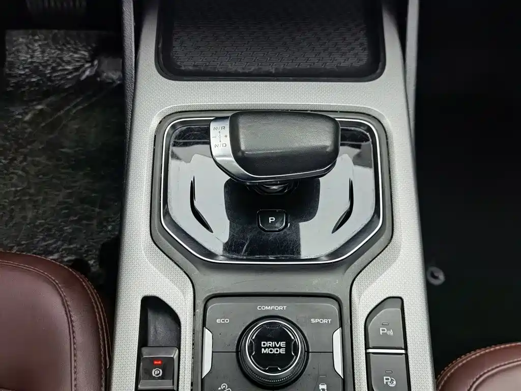 Haoyue 1.8 TD DCT Flagship 7-seat