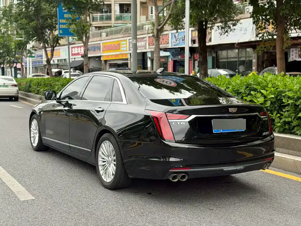 Cadillac CT6 28 T Luxury