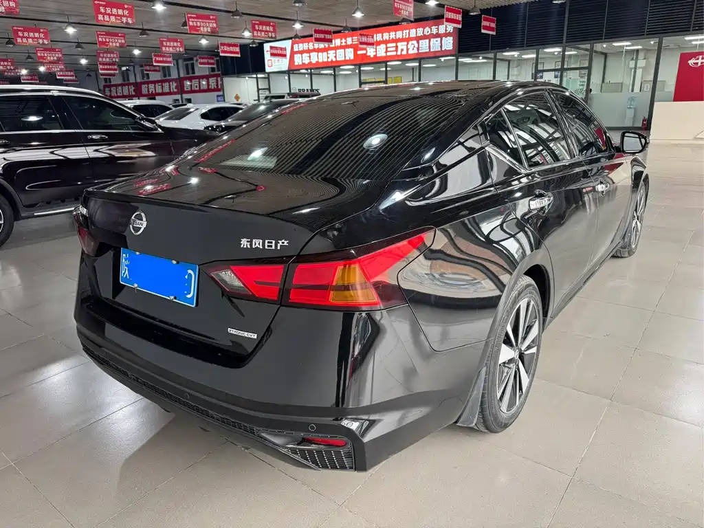 Teana 2.0 L XL Comfort