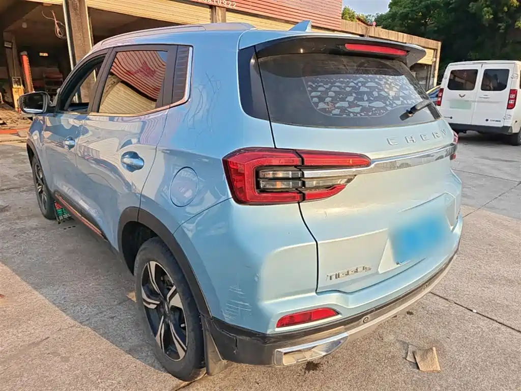 Tiggo 5 x Super Hero 1.5 L CVT Fashion