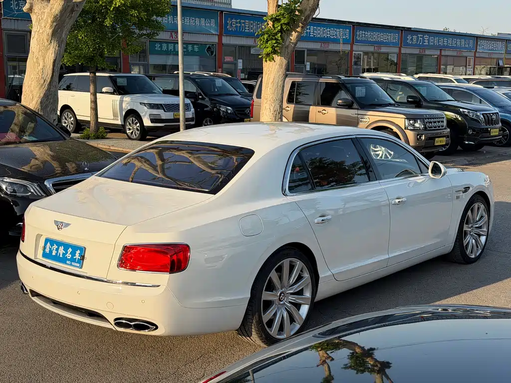 Flying Spur 4.0 T V8 Standard
