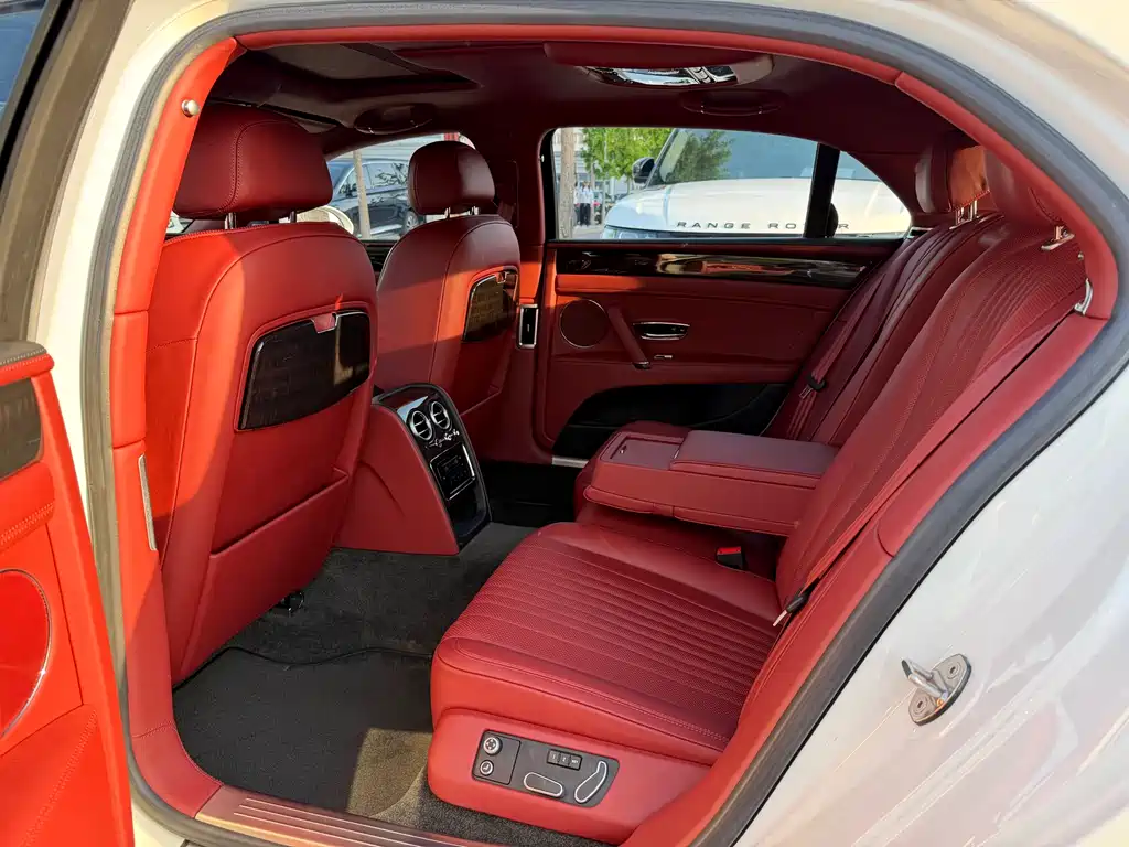 Flying Spur 4.0 T V8 Standard