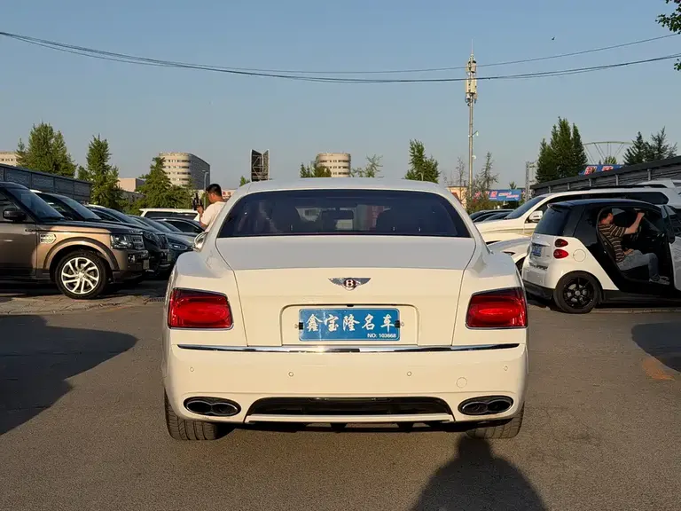Bentley Flying Spur 4.0 T V8 Standard