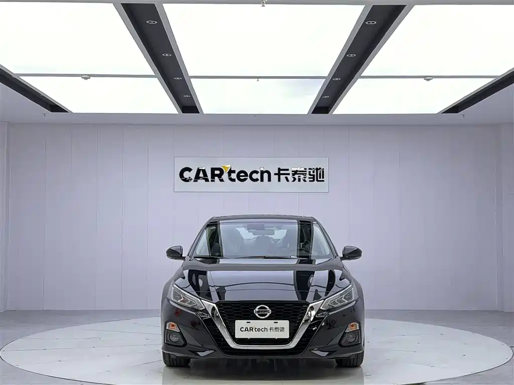 Teana 2.0 L XL Comfort