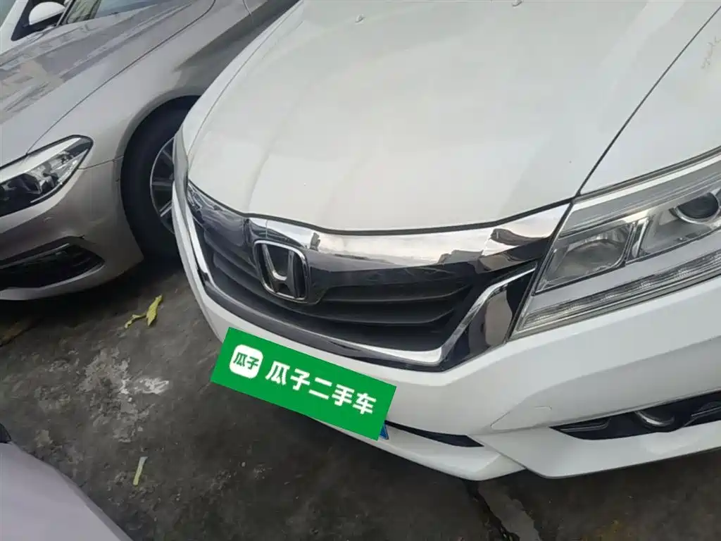 Crider 1.8 L Auto Luxury
