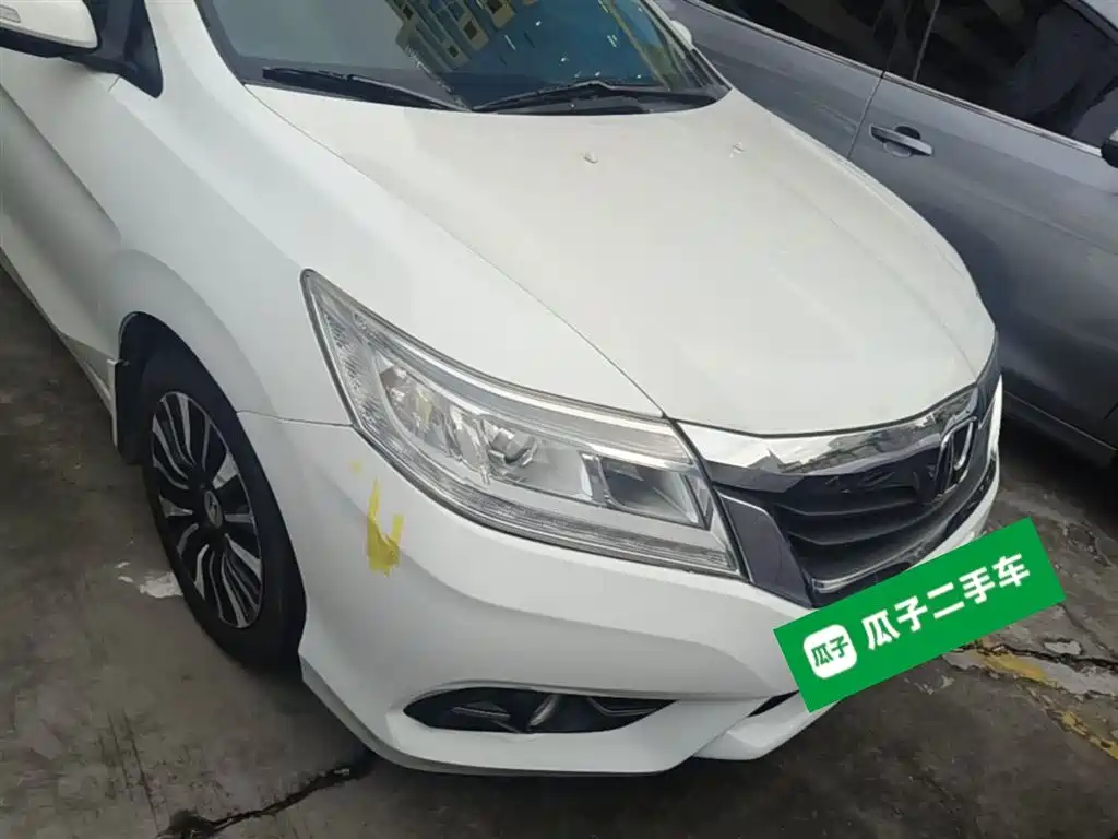 Crider 1.8 L Auto Luxury