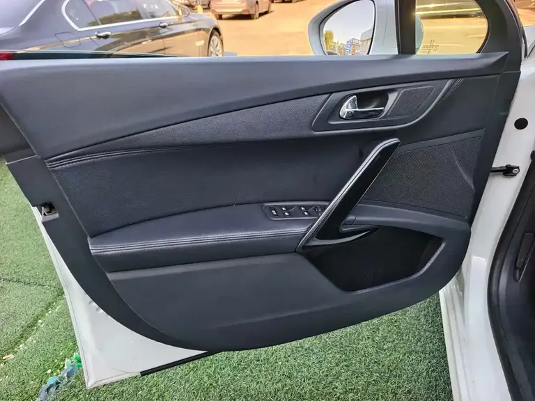Peugeot 508 2.0 L Auto Luxury
