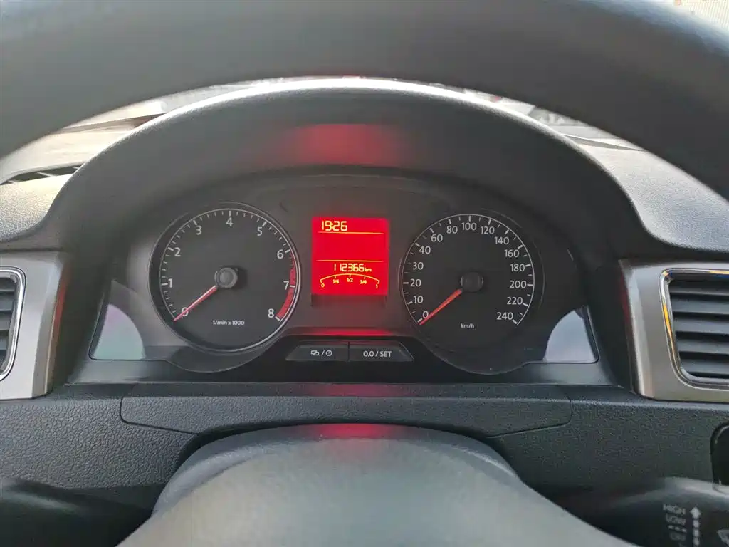 Santana 1.6 L Manual Comfort