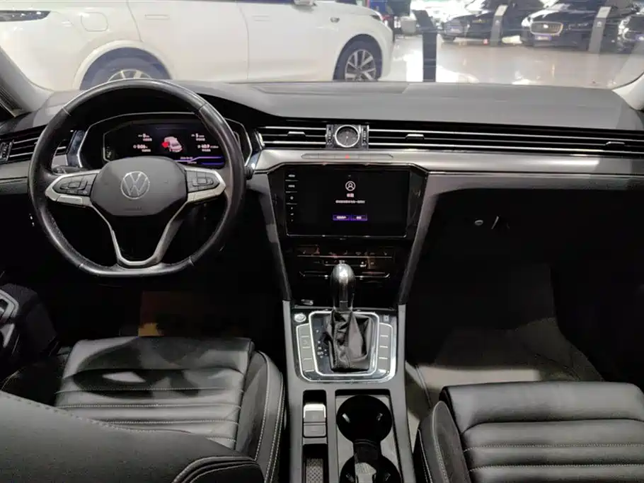 Magotan 330 TSI DSG Leading