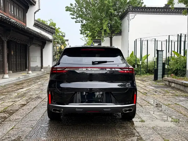 Exeed Lingyun 300 T 2 WD Stellar
