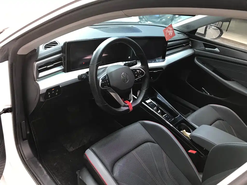 Lamando Lamando L 280 TSI DSG Spicy Cool