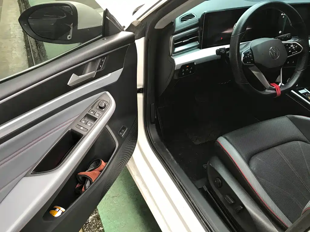 Lamando Lamando L 280 TSI DSG Spicy Cool