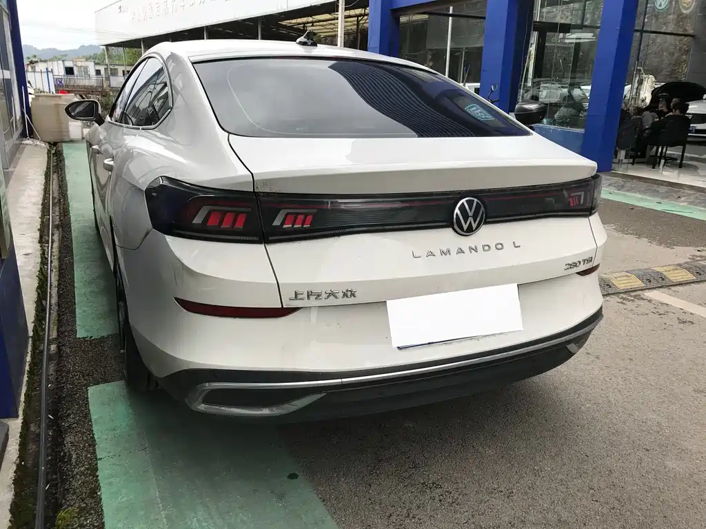 Lamando Lamando L 280 TSI DSG Spicy Cool