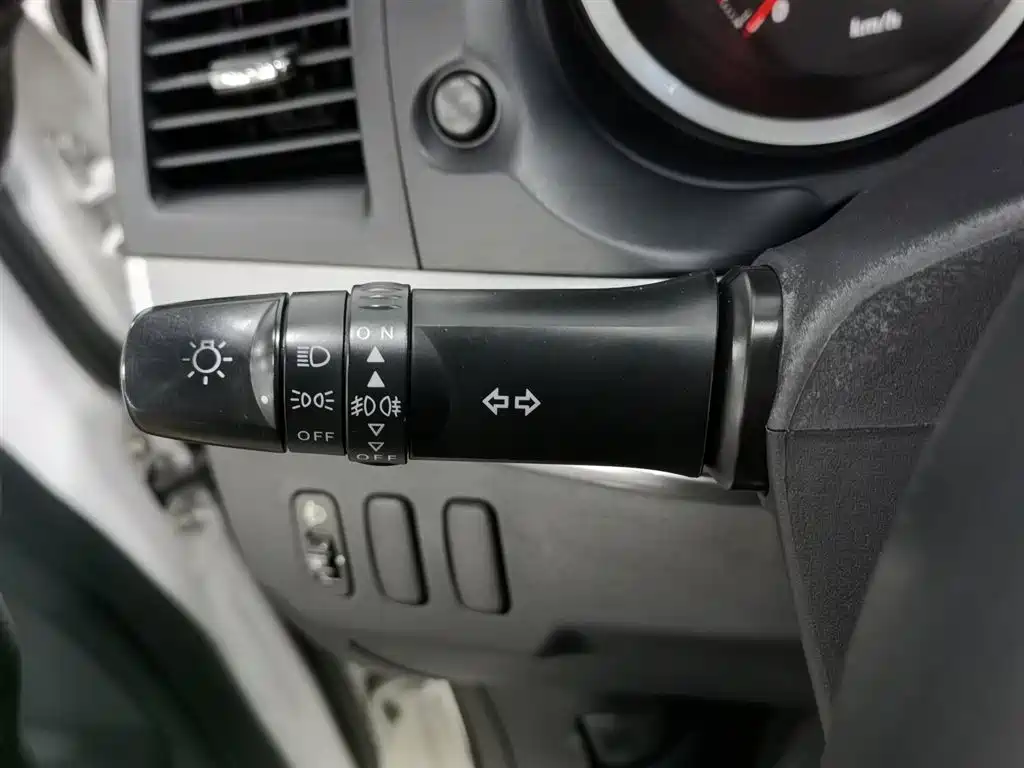 Lancer EX 翼神 2015款 1.8 L 手动致尚版 国V