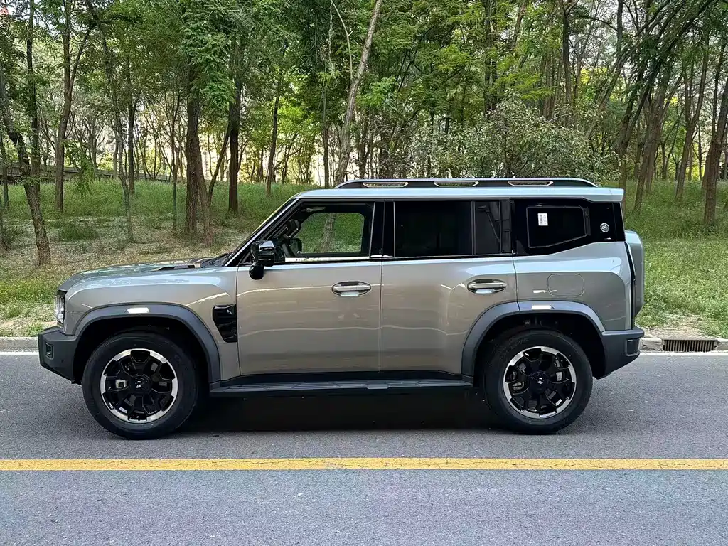 Jetour Traveller C-DM 捷途旅行者C-DM 2026款 212 km 华为乾崑智驾 5座