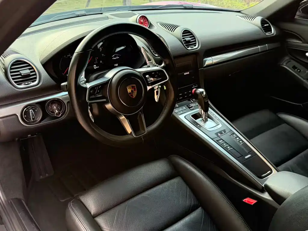 Porsche 718 Cayman 2.0 T