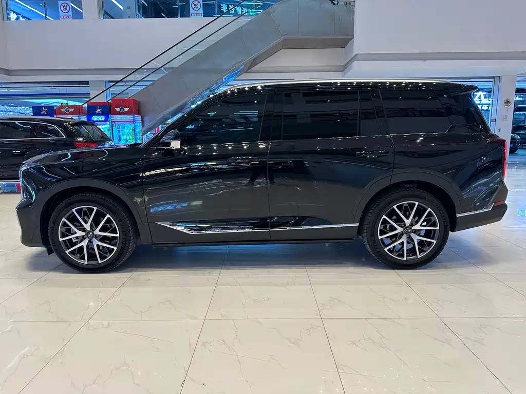 GAC Trumpchi GS8 Navigator Series 2.0 TGDI 2 WD Luxury 5-seat