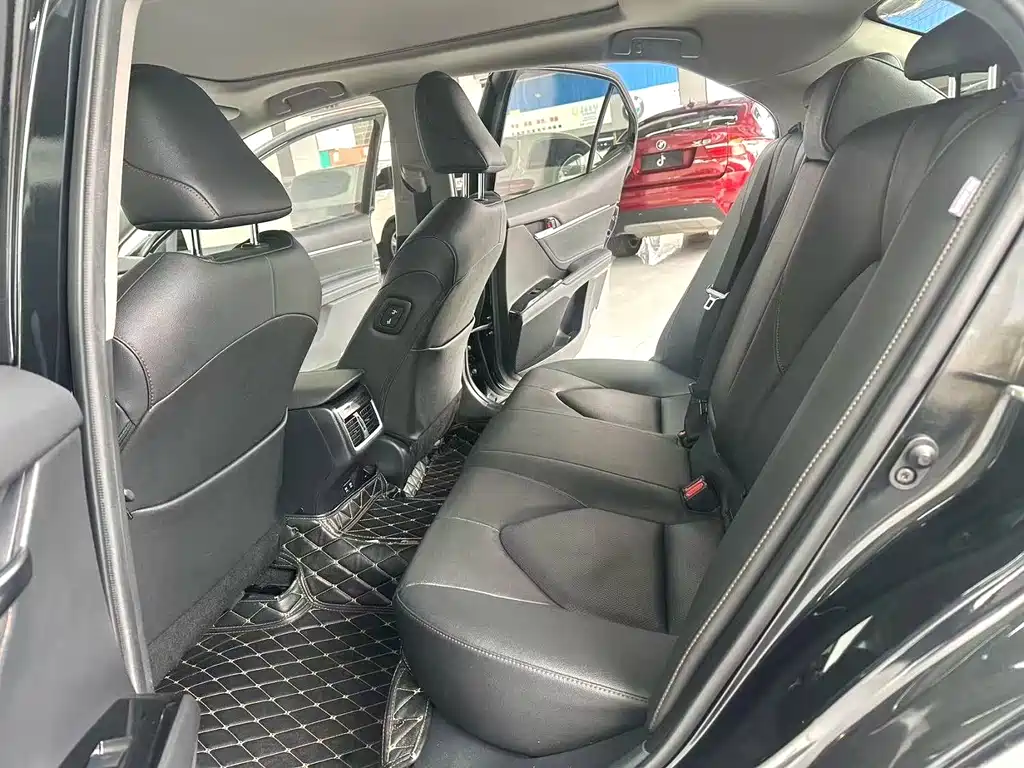 Camry 2.5 G Luxury