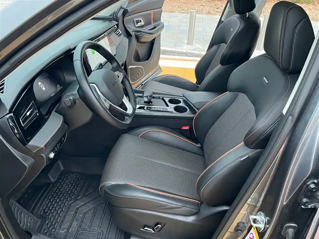 Changan Oshan X7 PLUS 1.5 T Blue Whale Auto Distinguished