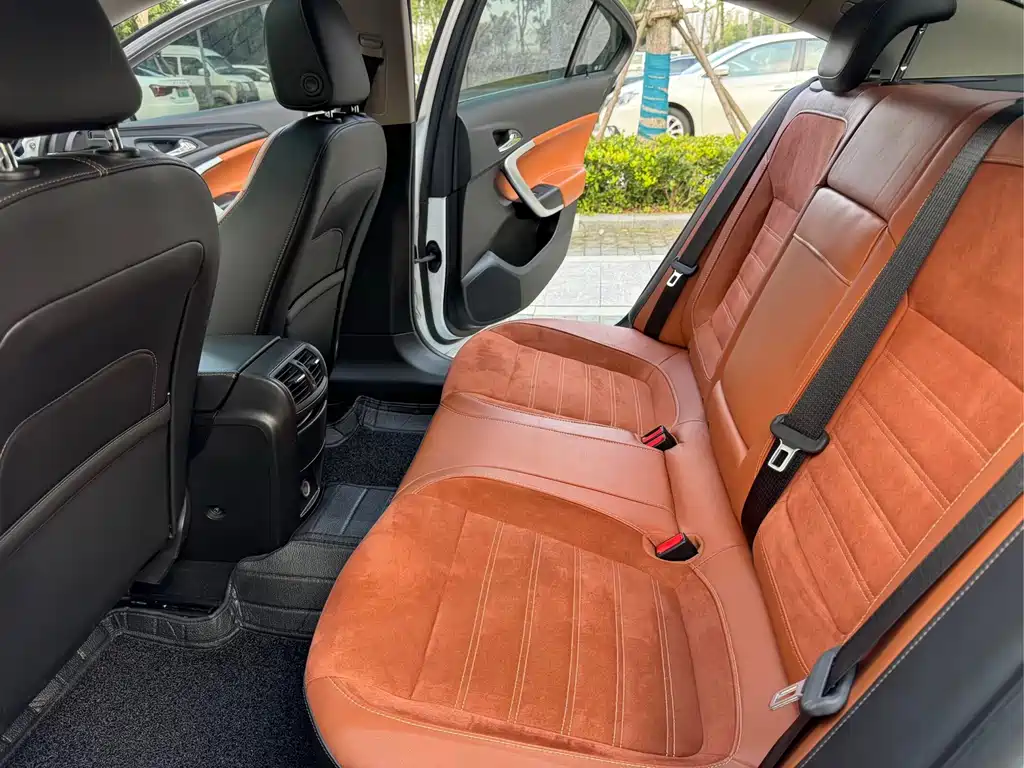 Regal 1.6 T Elite Tech