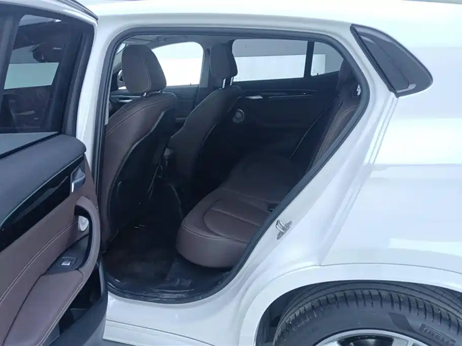 BMW X2 sDrive25 i M Sport Night