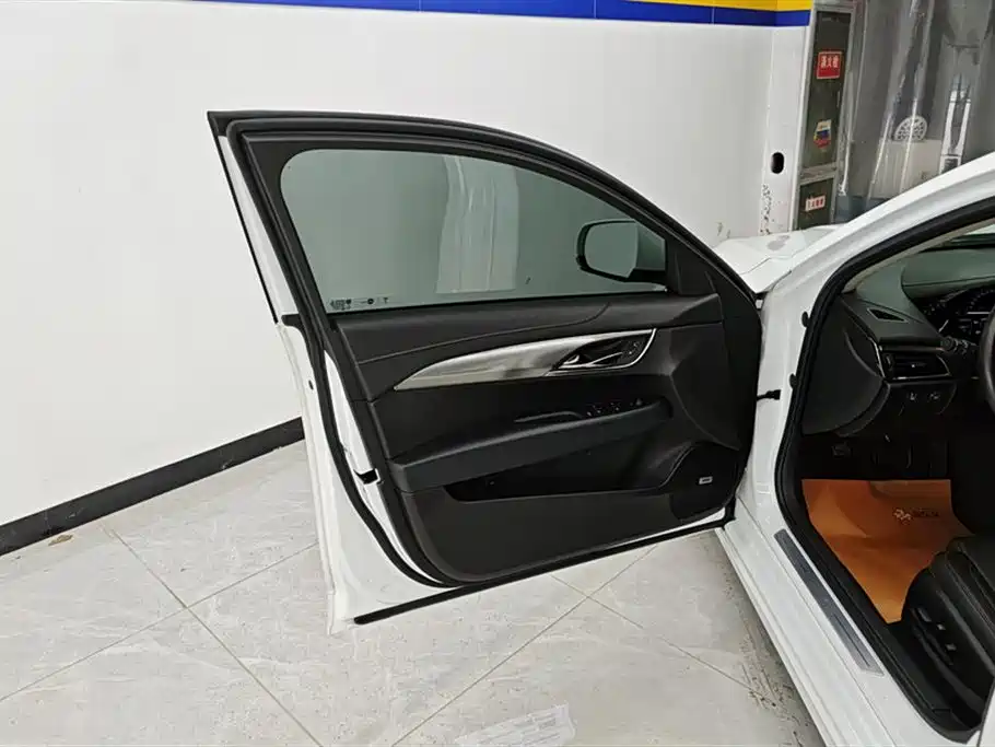Cadillac ATS-L 28 T Tech