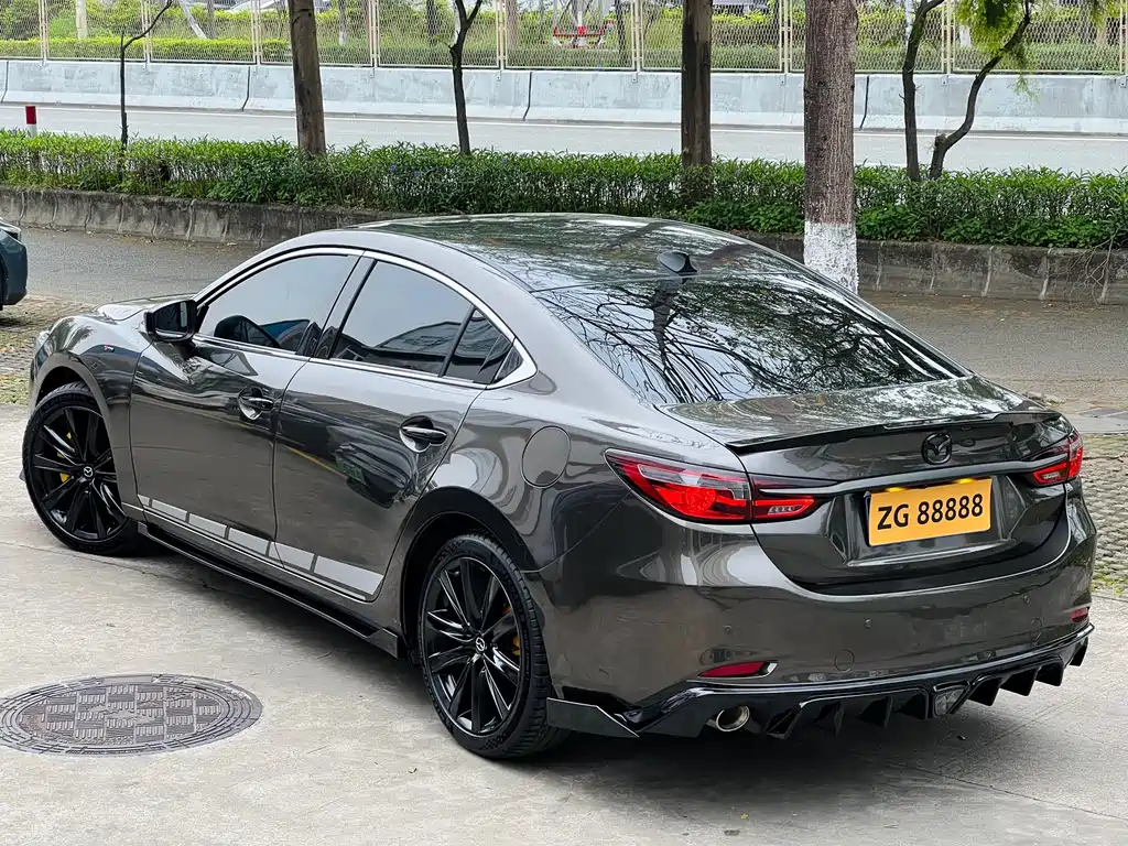 Atenza 2.5 L Blue Sky Sport